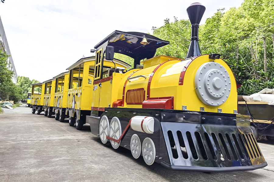 รถไฟชุดคลาสสิก 4 ที่นั่งสำหรับจอดเรือสำราญ